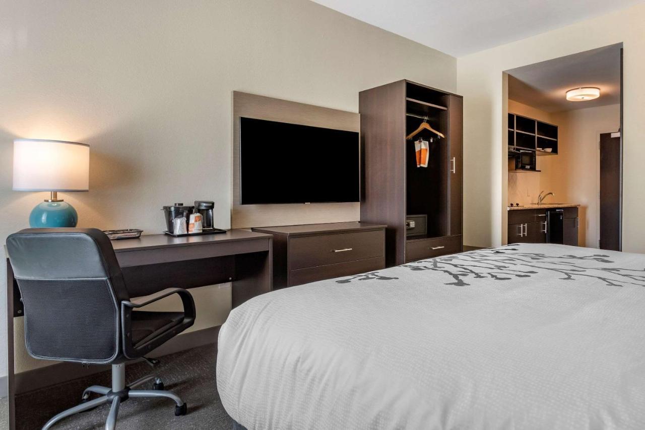 Sleep Inn & Suites Crosby Εξωτερικό φωτογραφία
