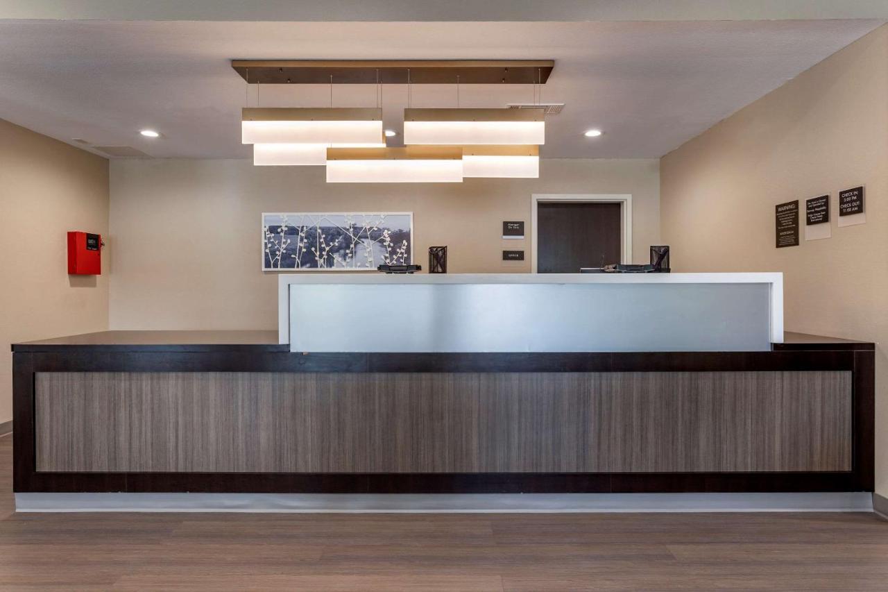 Sleep Inn & Suites Crosby Εξωτερικό φωτογραφία